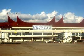 bandara minangkabau padang